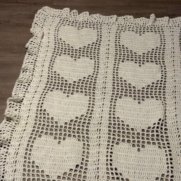 Vintage Handmade Crochet Heart Afghan Throw Blanket White/Shimmer LaceEdge 52x34 - Picture 12 of 12